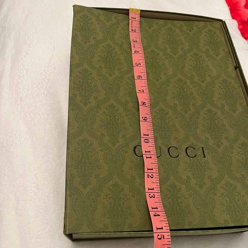 Green Patterned Box